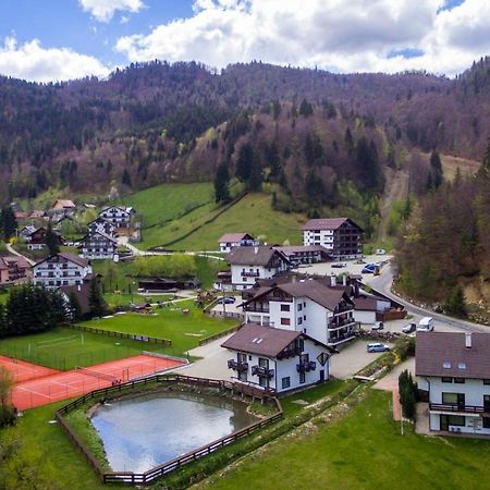 Resort Cheile Gradistei Moieciu Моєчу-де-Сус Екстер'єр фото