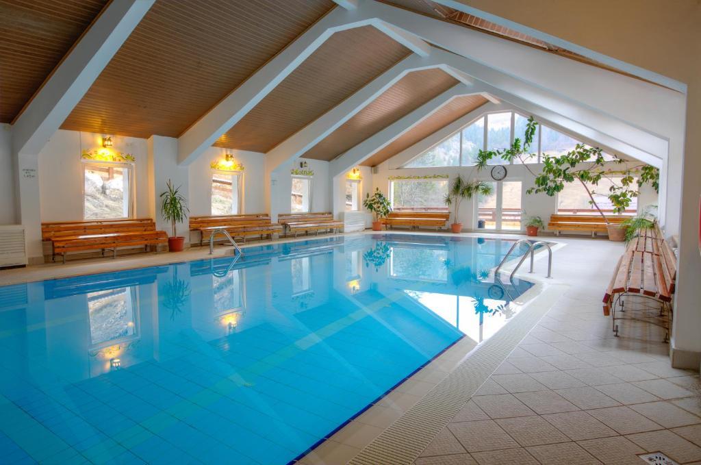 Resort Cheile Gradistei Moieciu Моєчу-де-Сус Номер фото